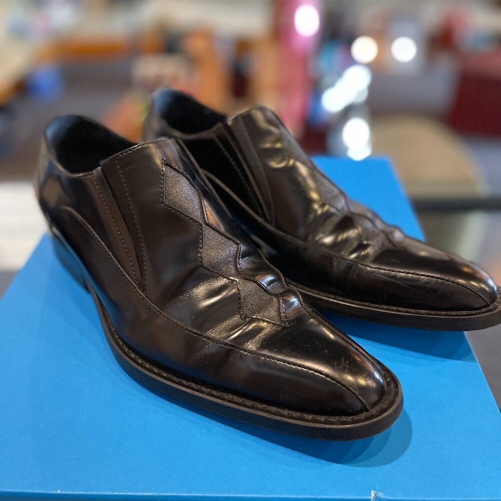 JOHN FLUEVOG RONNIE "SIGURD" SLIP ON - MENS 8/WOMENS 10